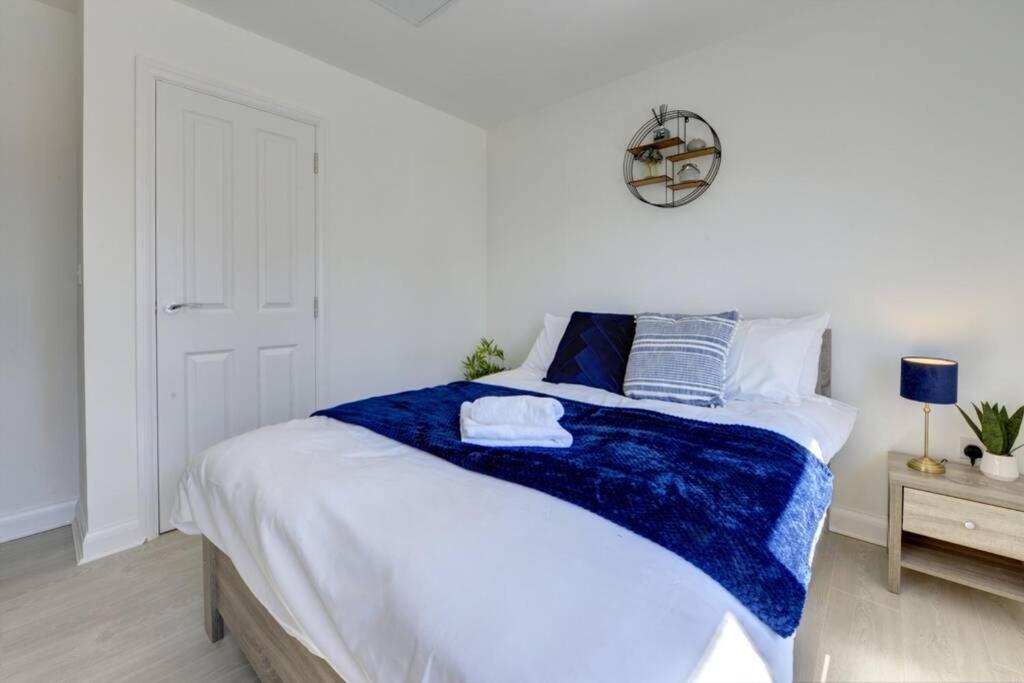 The Stratford Palace Apartment Birmingham Exterior photo